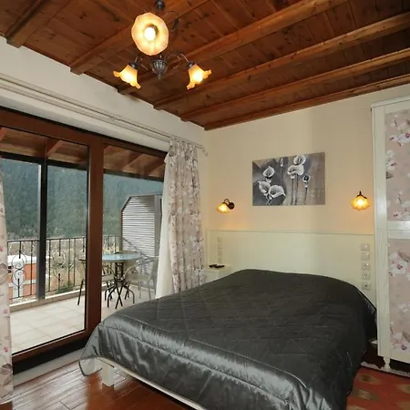 Elatodasos Affittacamere 3*